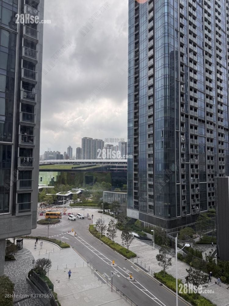 Monaco One Rental 326 ft²