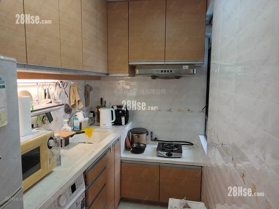 Heng Fa Chuen Sell 2 Bedrooms , 1 Bathroom 499 ft²