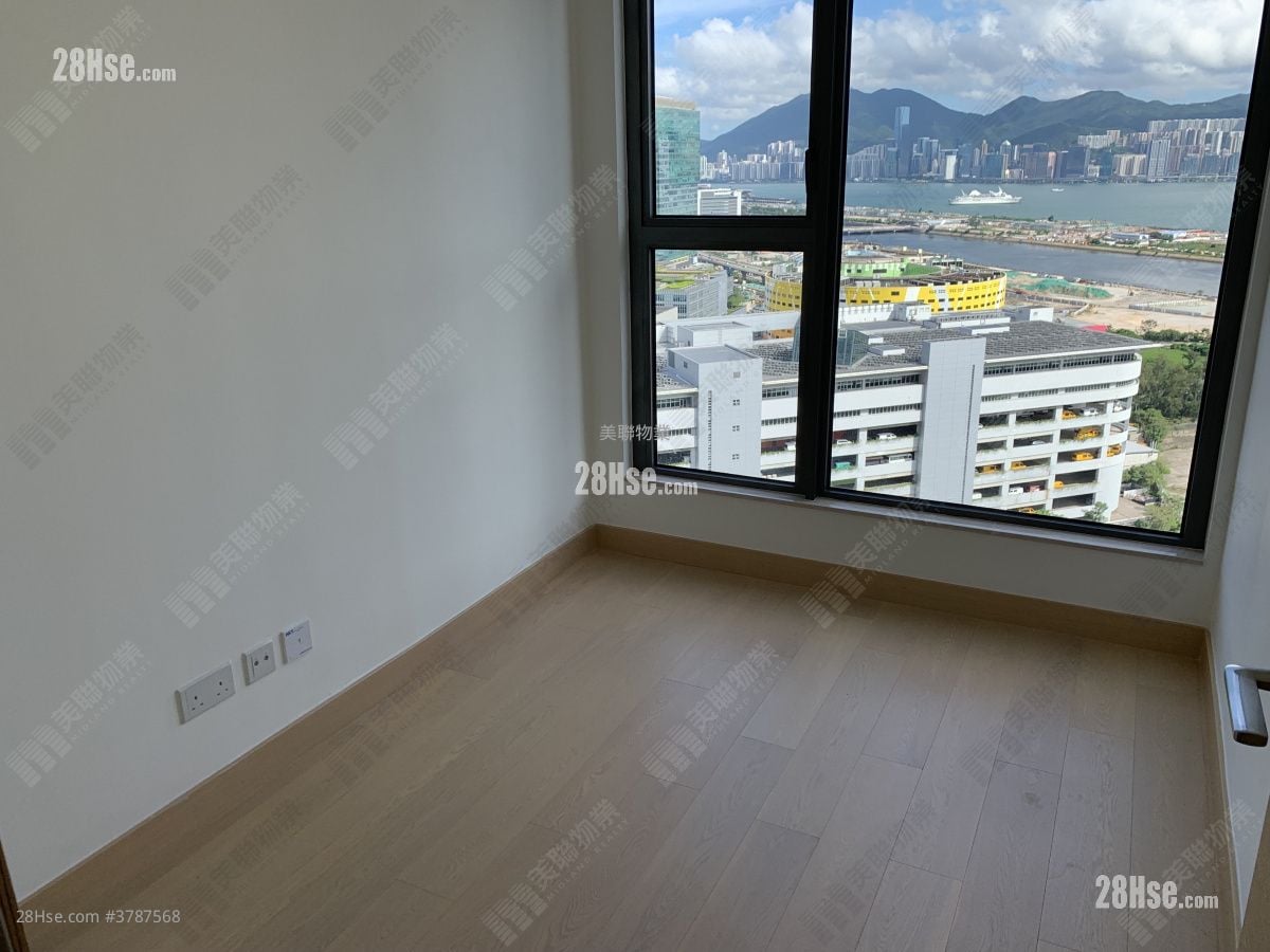 天寰 售盘 4 房 , 3 浴室 1,190 平方尺