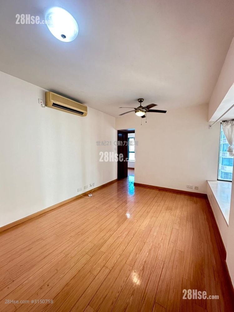 Island Resort Sell 2 Bedrooms , 1 Bathroom 451 ft²