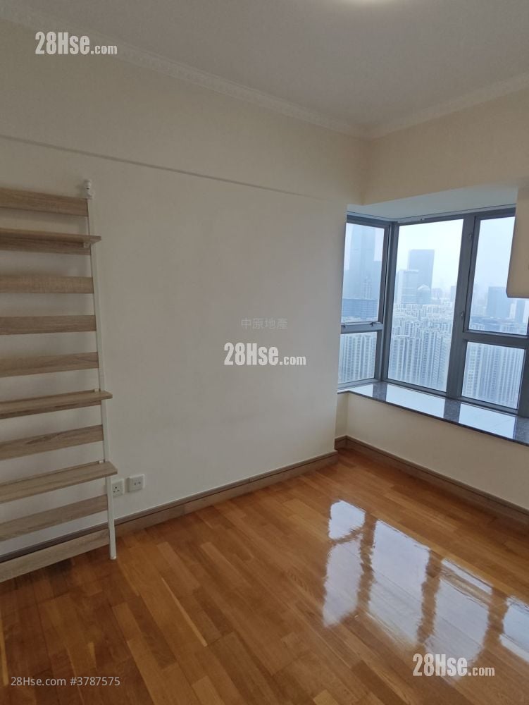 Grand Promenade Rental 2 Bedrooms , 1 Bathroom 467 ft²