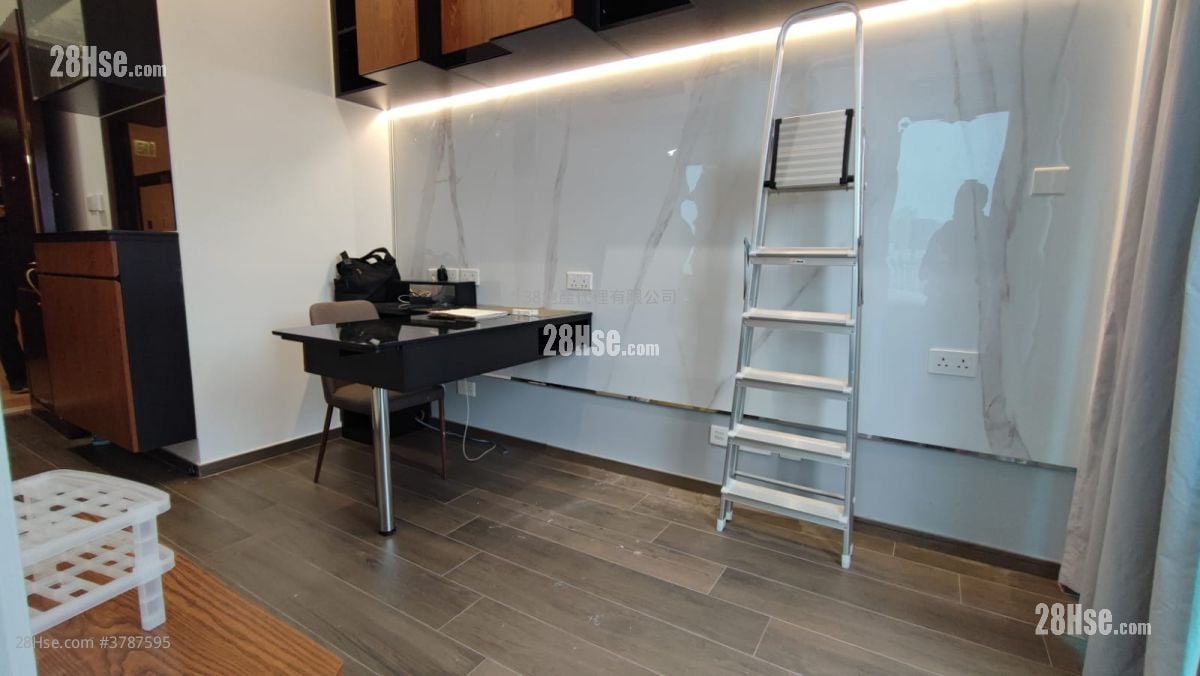 Maison Rose Sell 1 Bedroom , 1 Bathroom 297 ft²