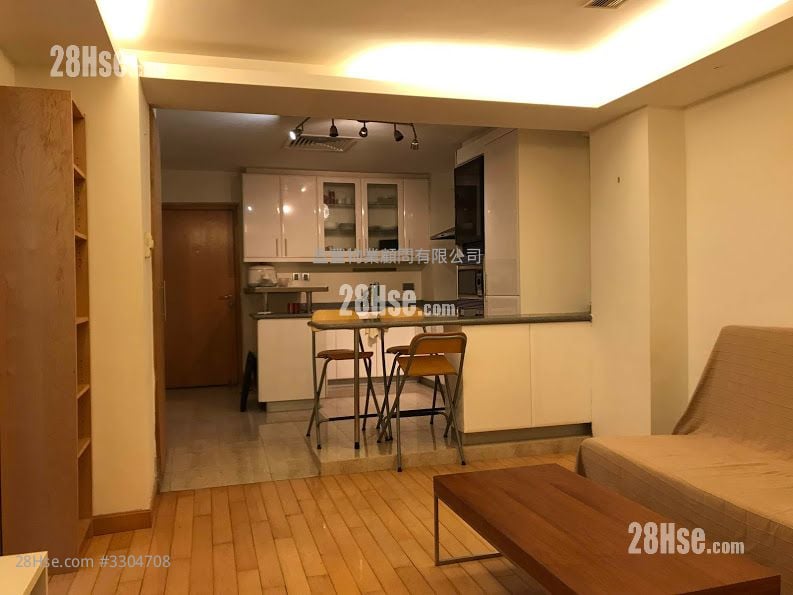 Cheong Chun Building Sell 2 Bedrooms , 1 Bathroom 695 ft²