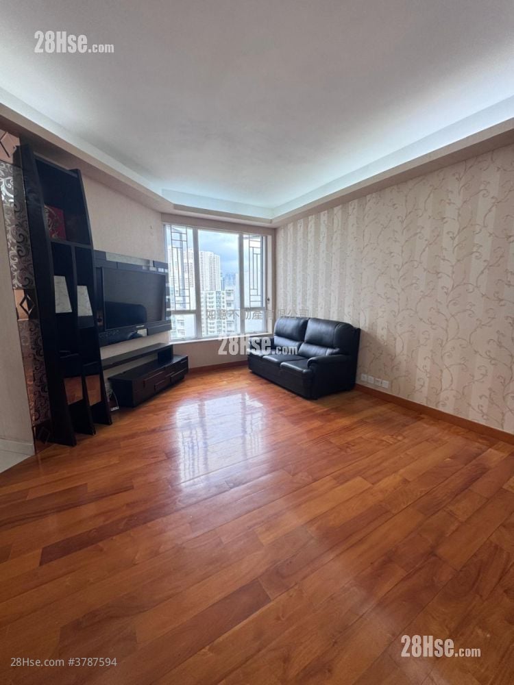 Whampoa Garden Sell 3 Bedrooms , 2 Bathrooms 714 ft²