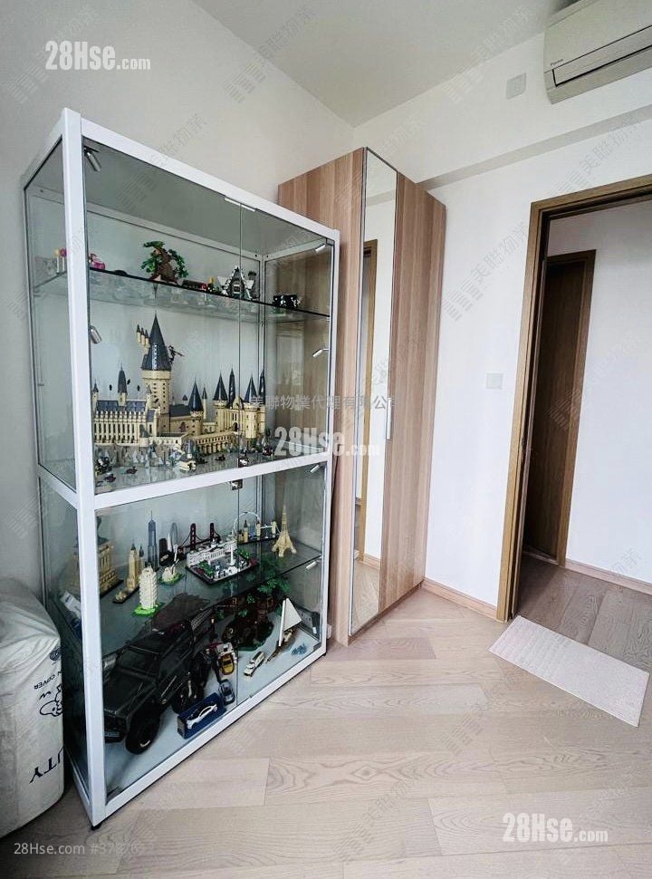 Vibe Centro Sell 3 Bedrooms , 2 Bathrooms 882 ft²