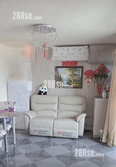 村屋 售盘 700 平方尺