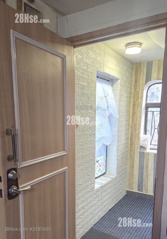 村屋 售盘 700 平方尺