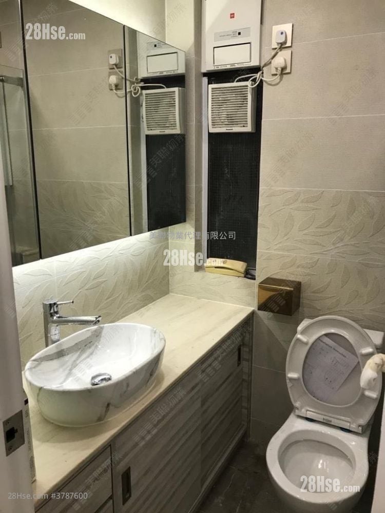 Luk Yeung Sun Chuen Sell 2 Bedrooms 445 ft²