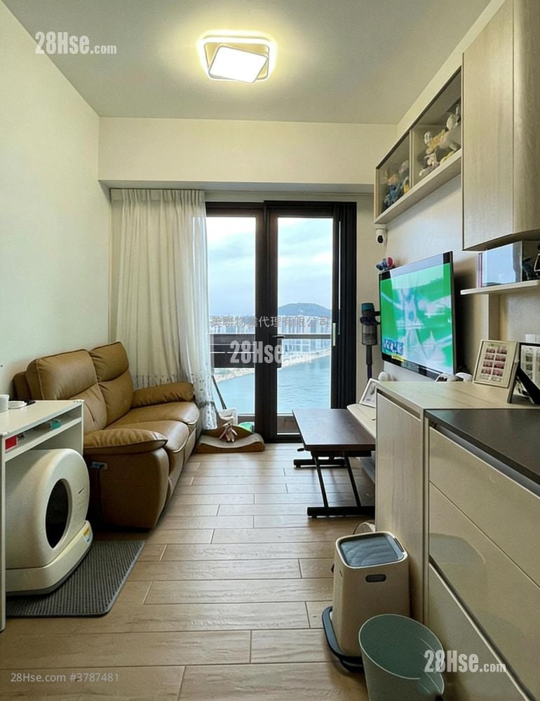 Lp6 Sell 2 Bedrooms 422 ft²