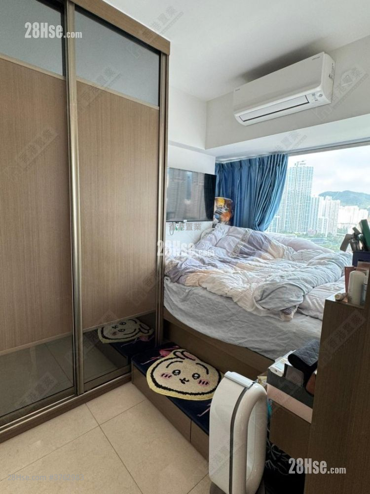 Hampton Place Sell 2 Bedrooms , 1 Bathroom 463 ft²