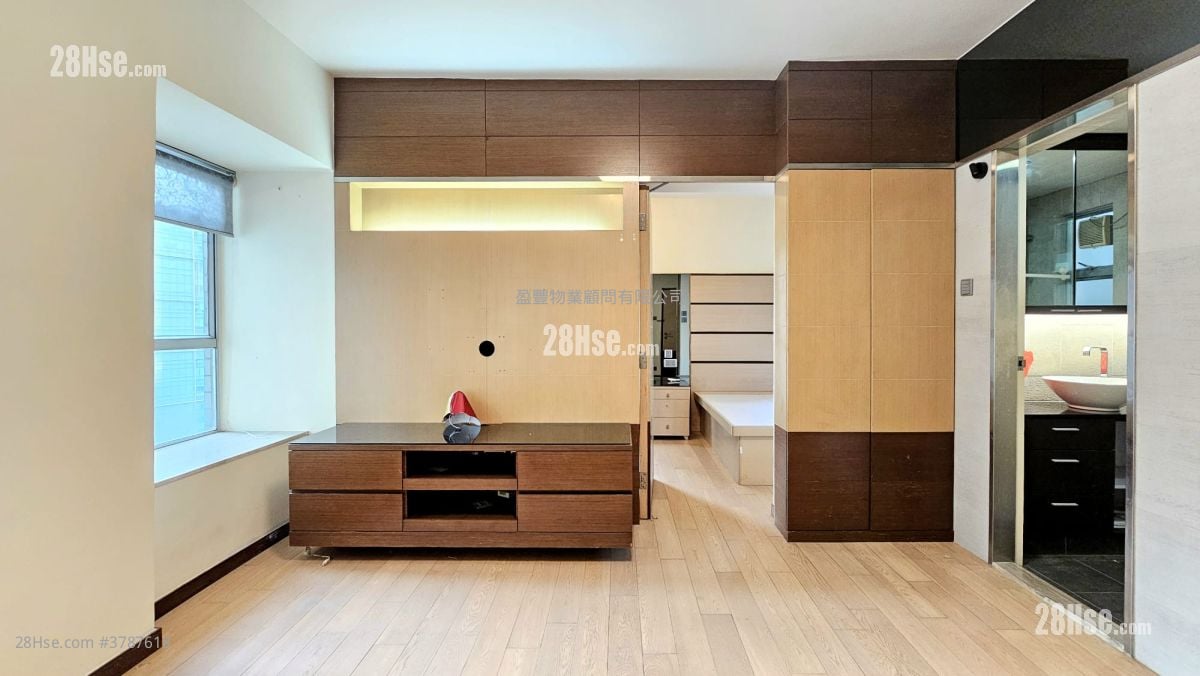 厅: 万豪阁 售盘 1 房 , 1 浴室 397 平方尺