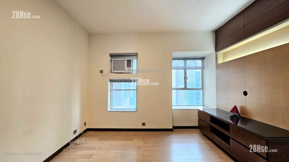 厅: 万豪阁 售盘 1 房 , 1 浴室 397 平方尺