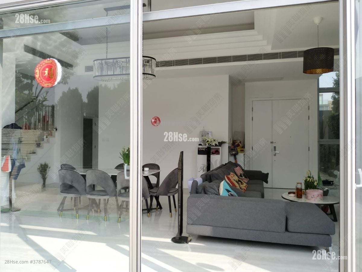 逸林首府 售盘 3 房 , 2 浴室 1,946 平方尺