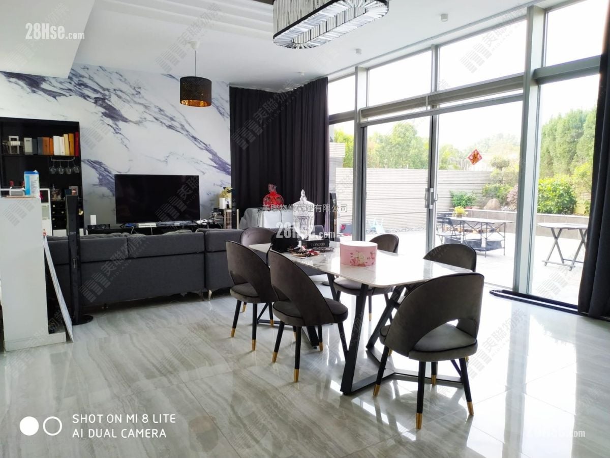 逸林首府 售盘 3 房 , 2 浴室 1,946 平方尺