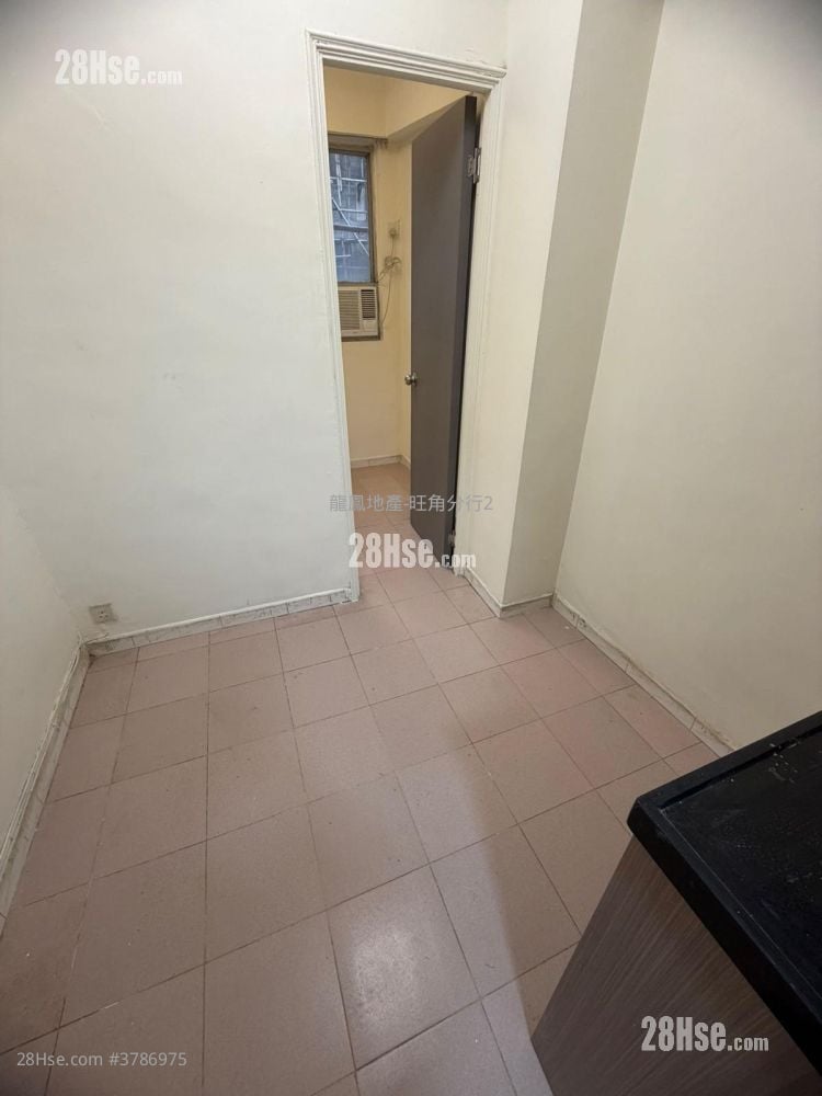 Chinese Mansion Sell 3 Bedrooms , 3 Bathrooms 381 ft²