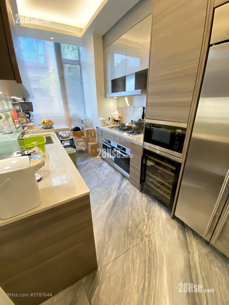 溱林 售盘 4 房 , 5+ 浴室 2,439 平方尺