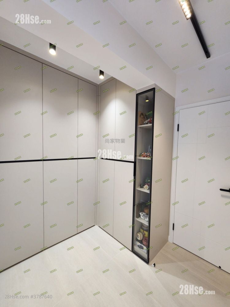 Bauhinia Garden Sell 715 ft²