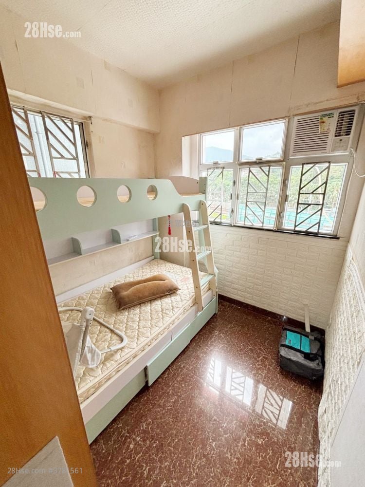 金富楼 租盘 366 平方尺