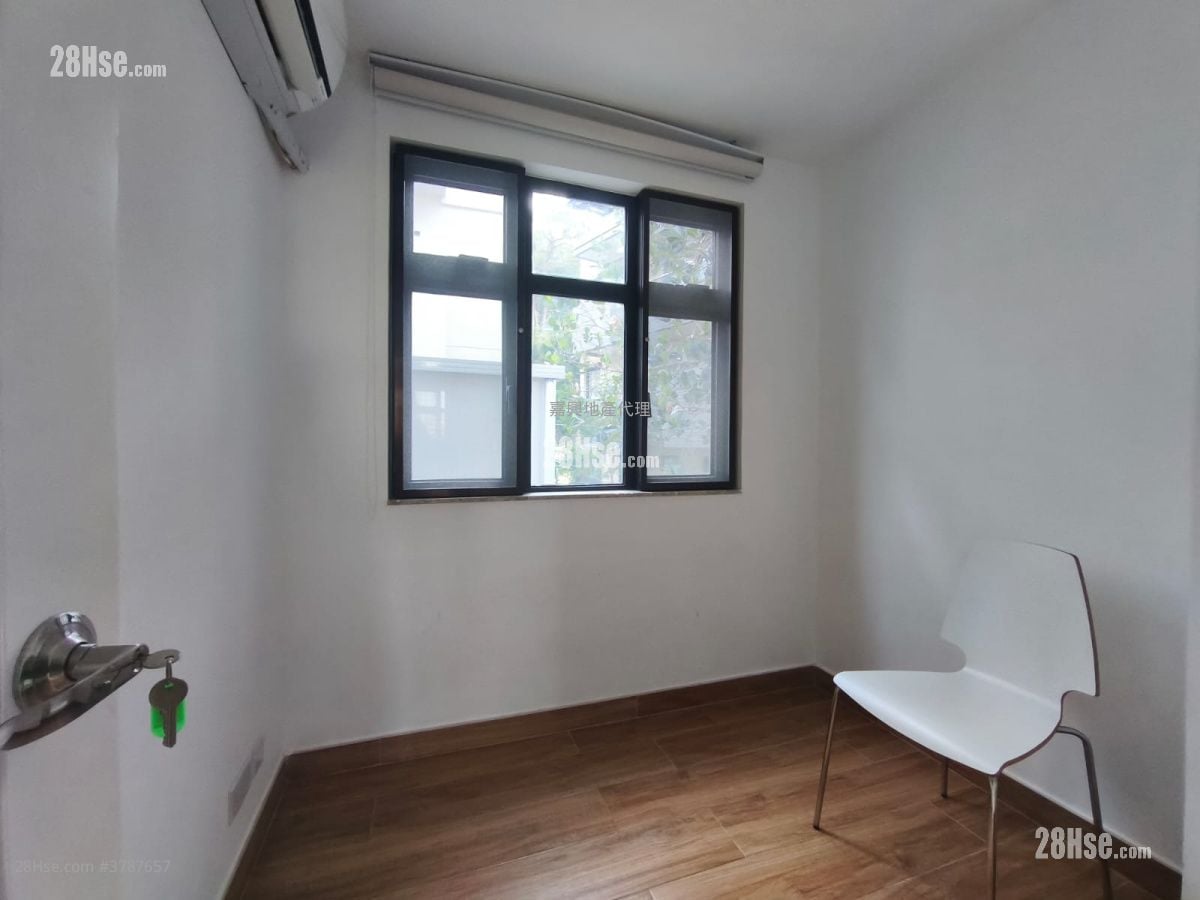 Ha Wong Yi Au Sell 5+ Bedrooms , 5+ Bathrooms