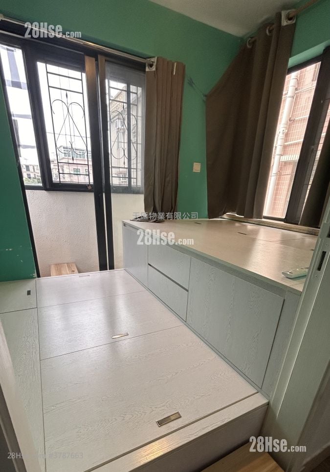 Village Sell 1 Bedroom , 1 Bathroom