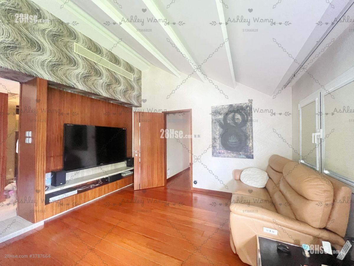 Fairview Park Sell 3 Bedrooms , 4 Bathrooms 950 ft²