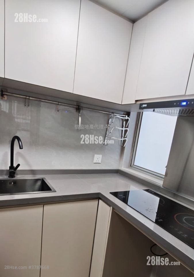 Merlin Garden Sell 2 Bedrooms , 1 Bathroom 391 ft²