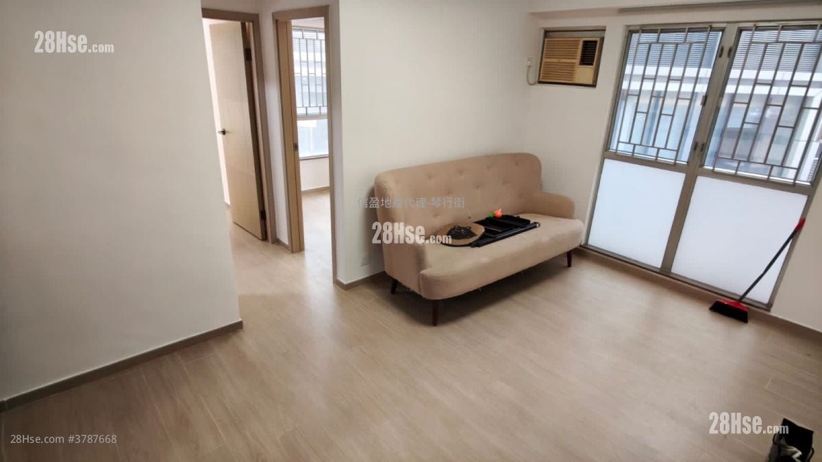 Merlin Garden Sell 2 Bedrooms , 1 Bathroom 391 ft²