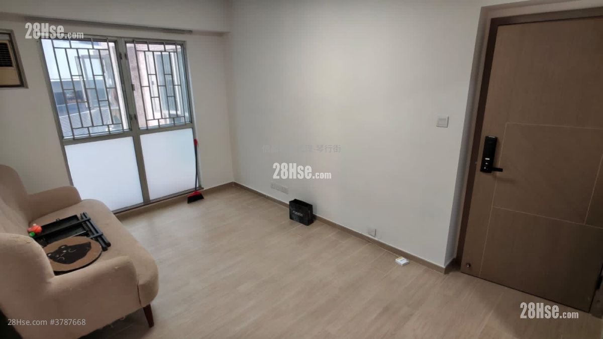 Merlin Garden Sell 2 Bedrooms , 1 Bathroom 391 ft²