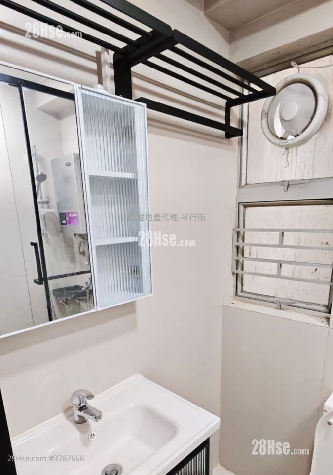 Merlin Garden Sell 2 Bedrooms , 1 Bathroom 391 ft²