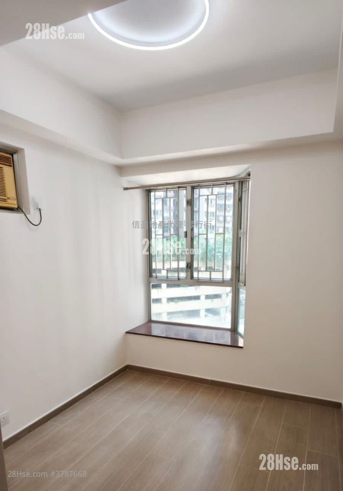 Merlin Garden Sell 2 Bedrooms , 1 Bathroom 391 ft²