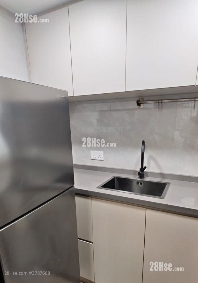 Merlin Garden Sell 2 Bedrooms , 1 Bathroom 391 ft²