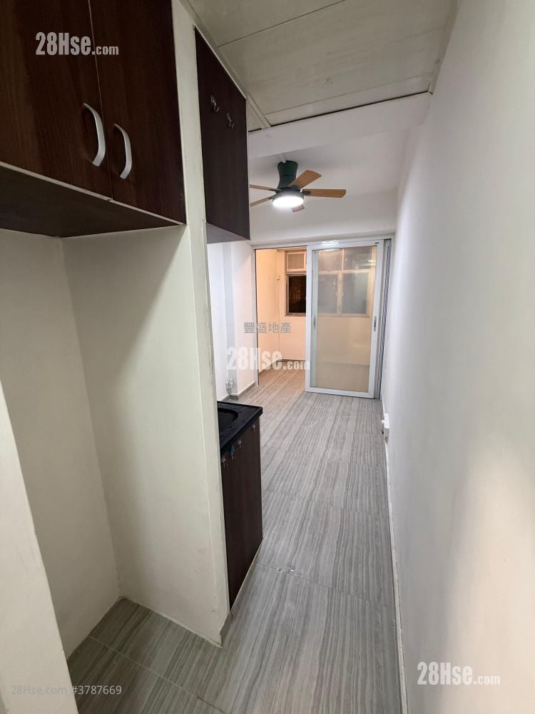 Wah Tak Building Rental 1 Bedroom , 1 Bathroom 200 ft²