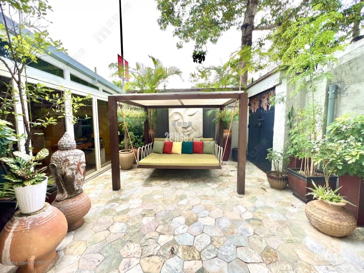 柏卢 售盘 5+ 房 4,136 平方尺