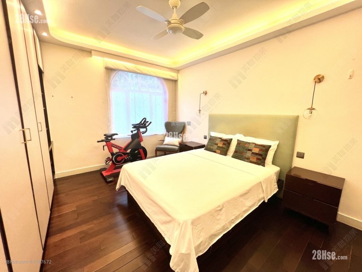 柏卢 售盘 5+ 房 4,136 平方尺