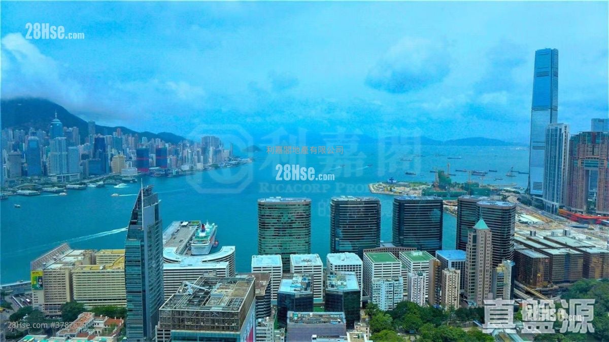 The Masterpiece Rental 3 Bedrooms 1,466 ft²