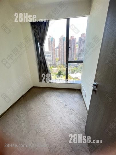 bedroom 2: Novo Land Sell 3 Bedrooms , 2 Bathrooms 694 ft²