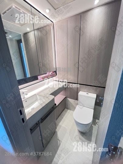 bathroom: Novo Land Sell 3 Bedrooms , 2 Bathrooms 694 ft²