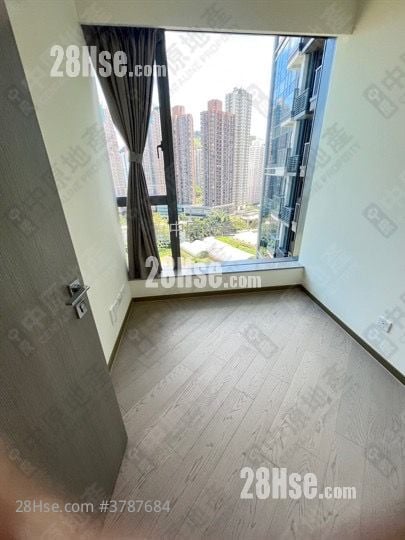 bedroom 1: Novo Land Sell 3 Bedrooms , 2 Bathrooms 694 ft²