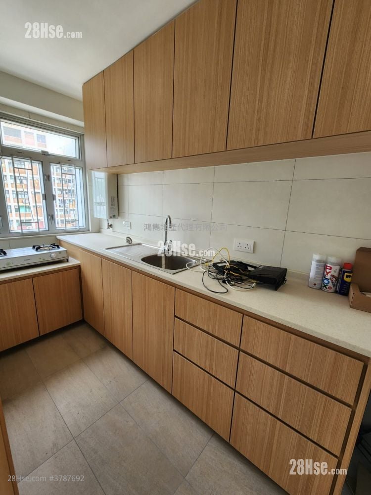 Sui Wo Court Sell 2 Bedrooms , 1 Bathroom 617 ft²