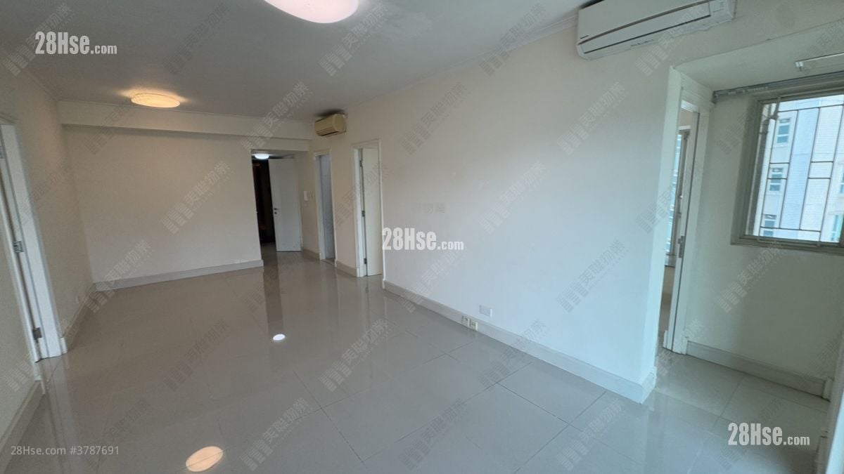 领都 售盘 4 房 972 平方尺