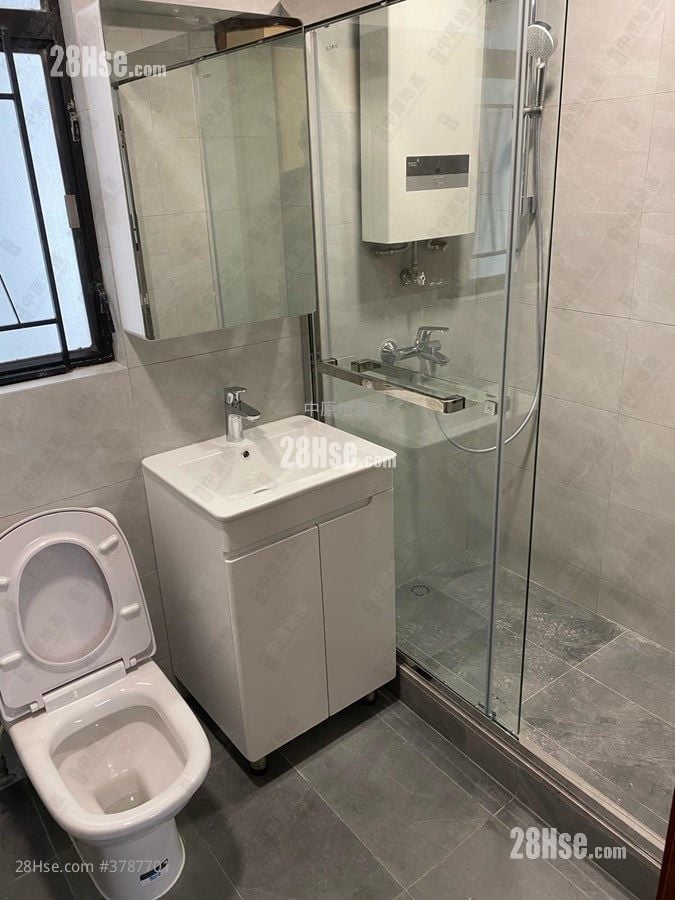 Tai Hing Gardens Sell 2 Bedrooms 447 ft²