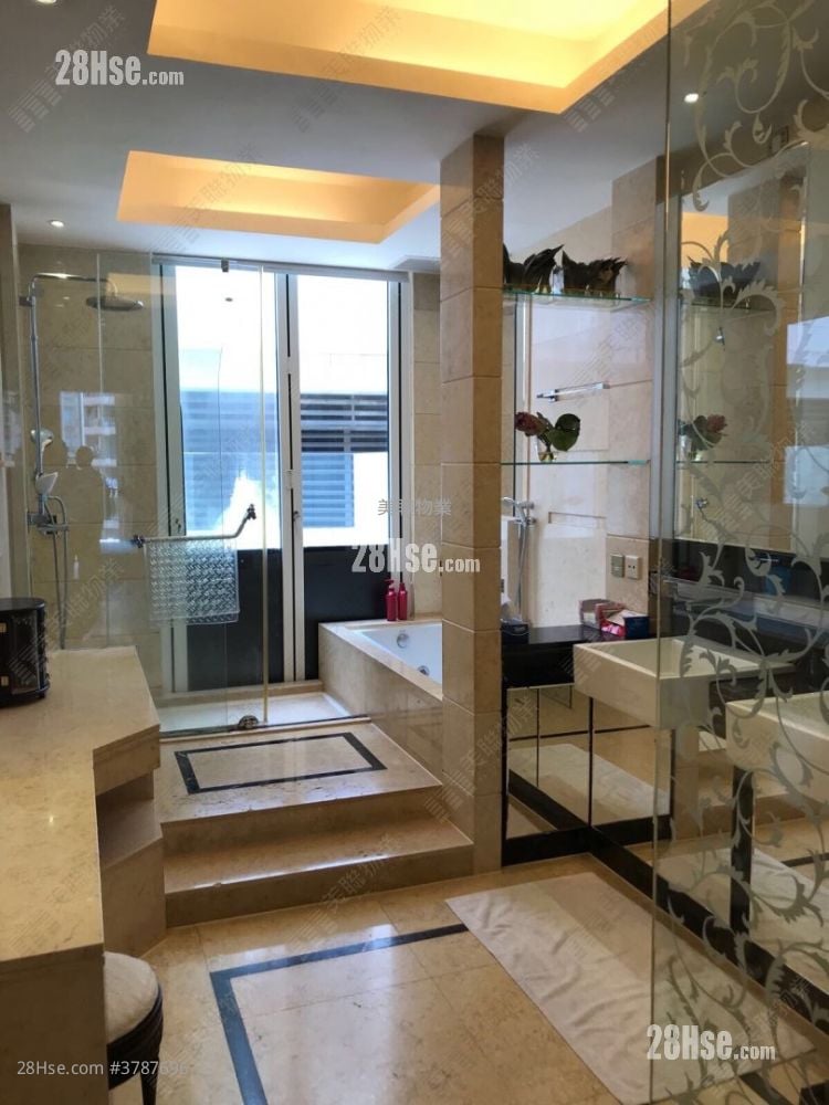 毕架山峰 售盘 4 房 2,638 平方尺