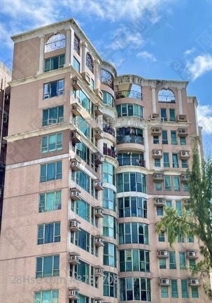 The Astoria Sell 3 Bedrooms 886 ft²