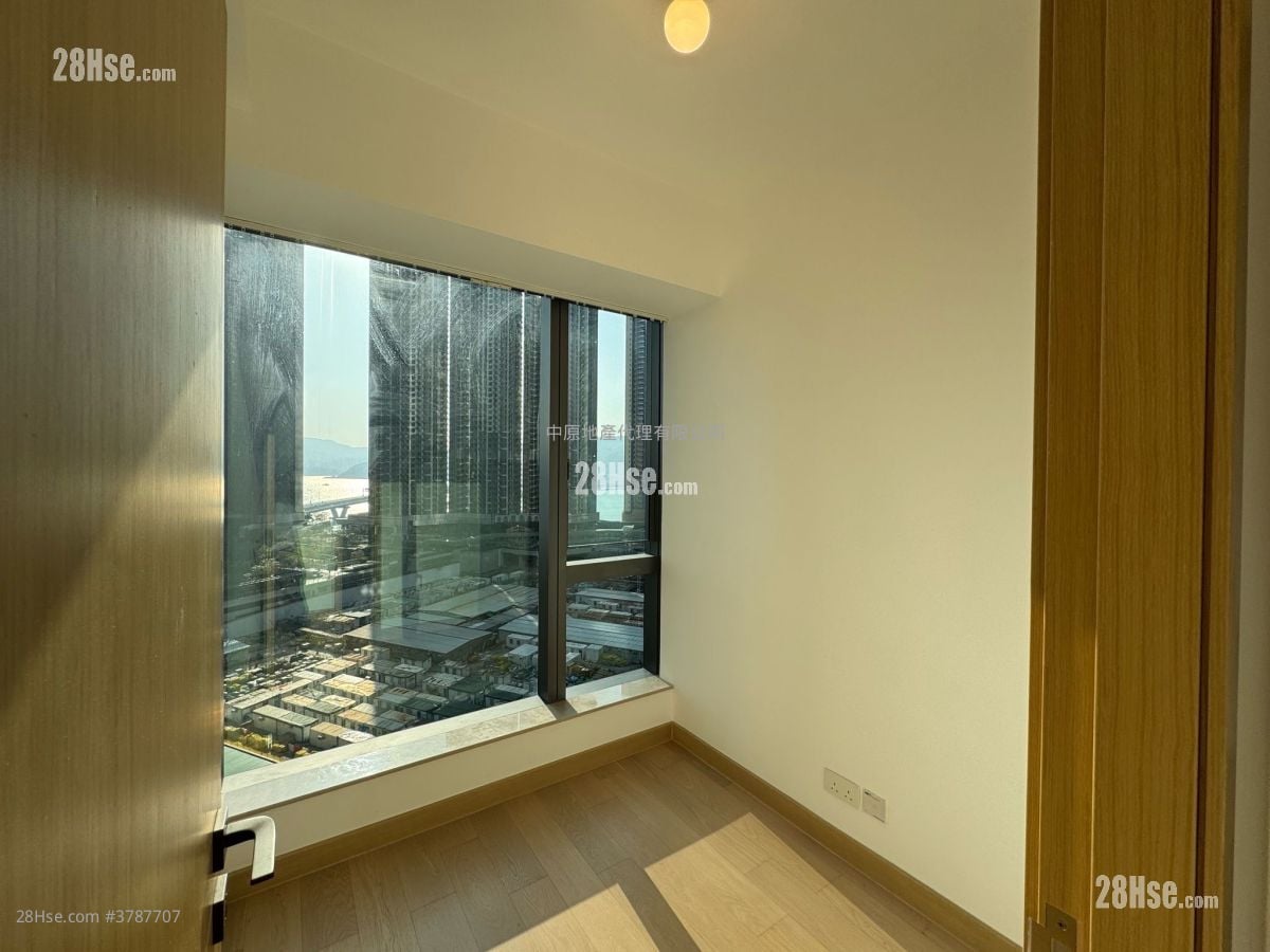 MONTARA 售盘 2 房 561 平方尺