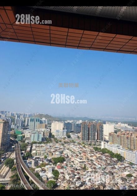 The Yoho Hub Rental 2 Bedrooms , 1 Bathroom 462 ft²