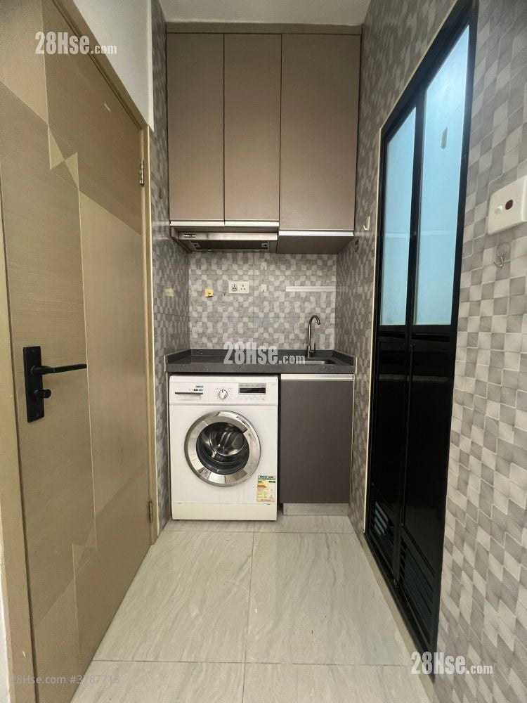 Sincere House Rental Studio , 1 Bathroom 140 ft²