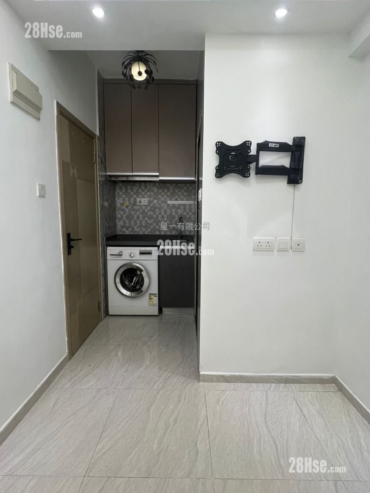 Sincere House Rental Studio , 1 Bathroom 140 ft²