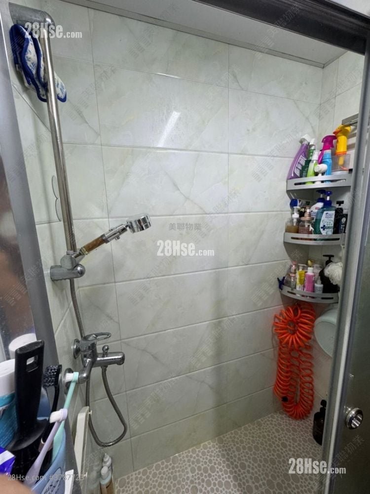 景峰花园 售盘 2 房 400 平方尺