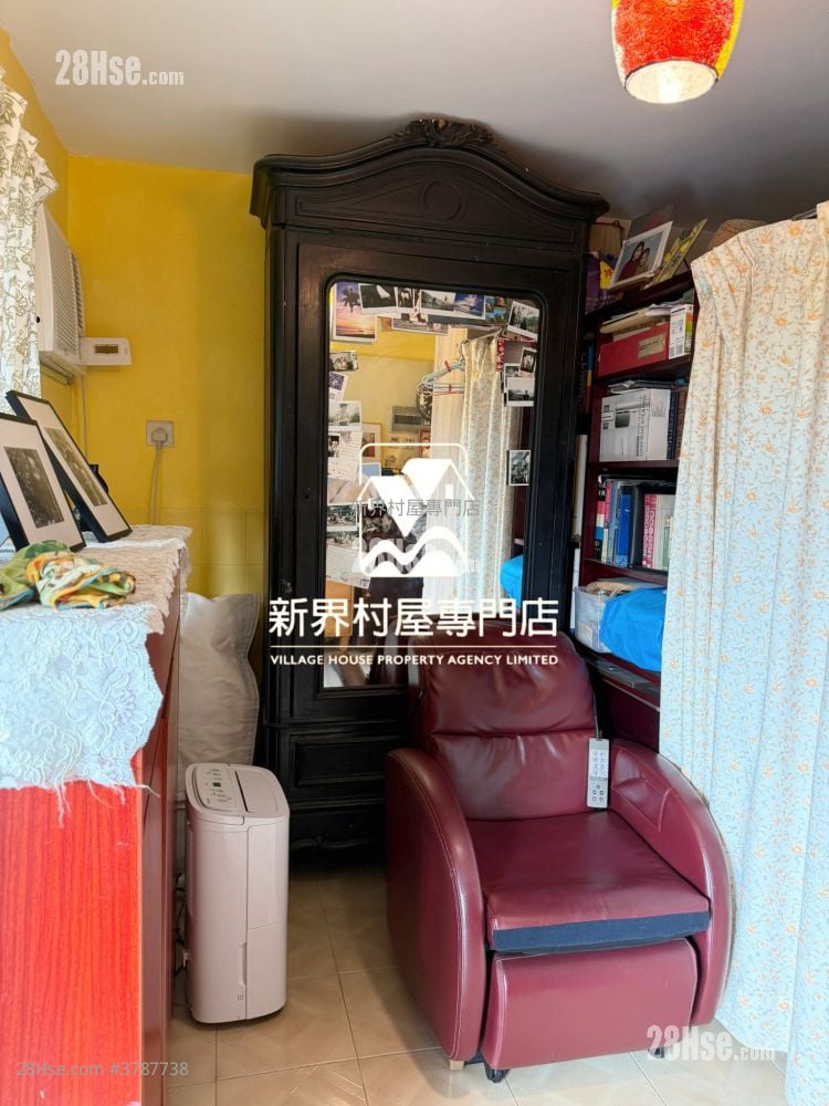 村屋 售盘 2,100 平方尺