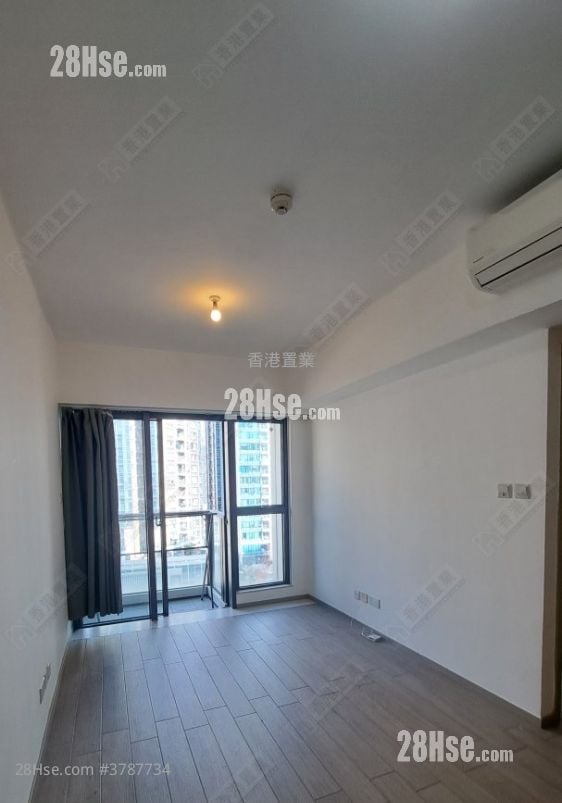 The Wings Rental 2 Bedrooms , 1 Bathroom 541 ft²